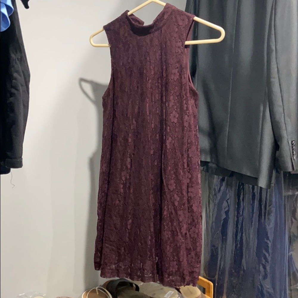 Halter Neck Sleeveless Maroon Lace Dress